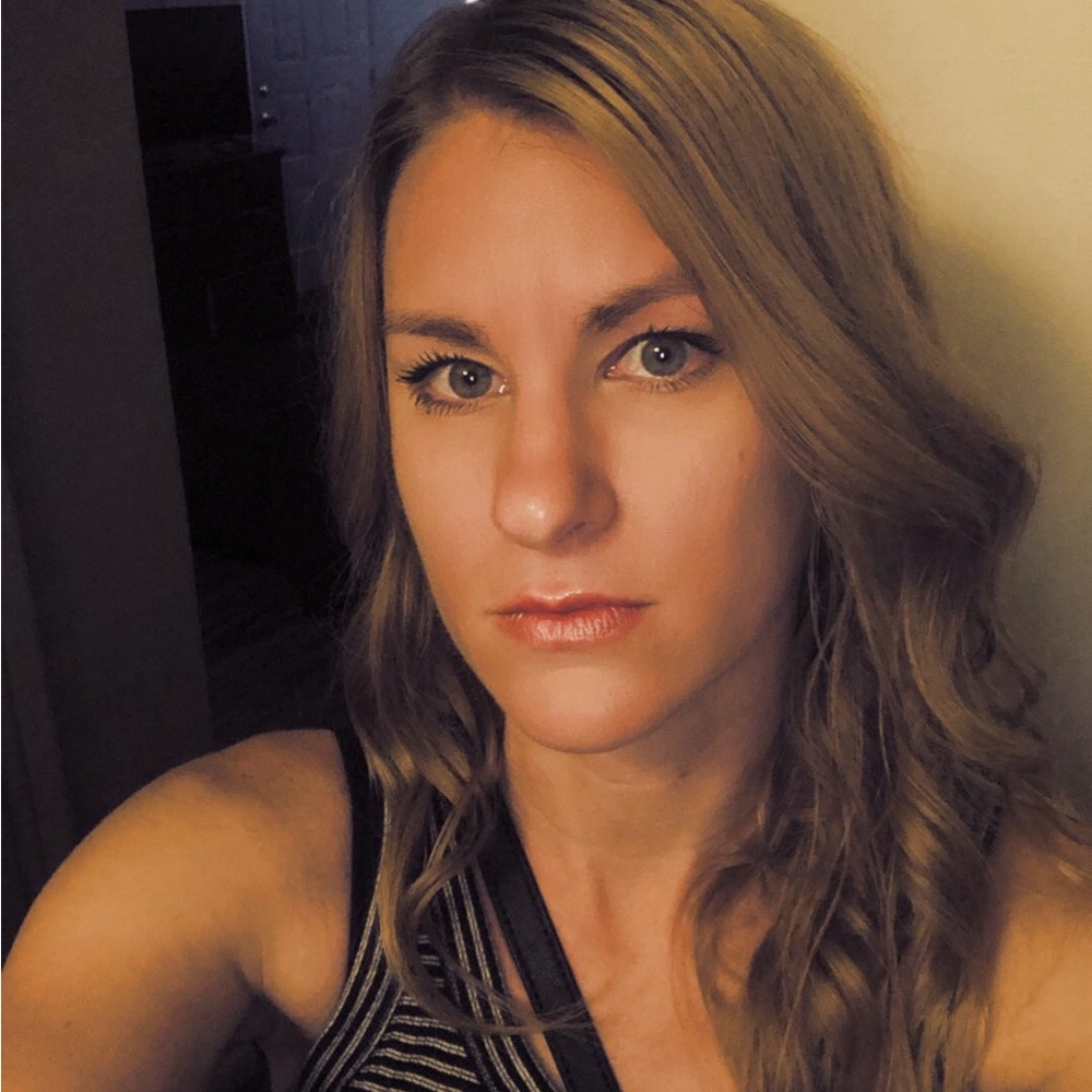 Meet your Posher, April